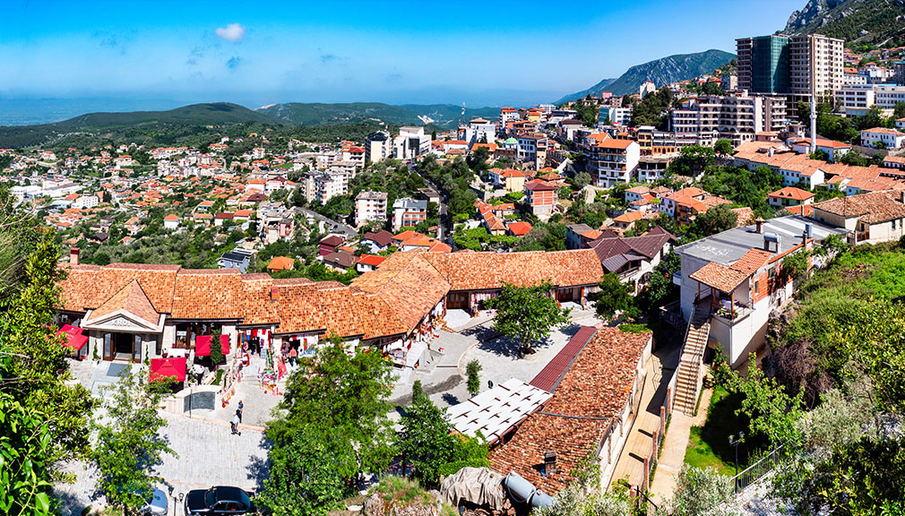 RETNING ALBANIA: PÅ OPPDAGELSESREISE TIL LANDSBYER DU KAN BESØKE MED BOBILEN